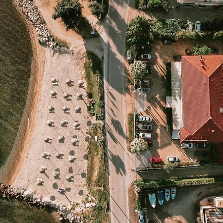 Calma Beach Hotel スタブロス エクステリア 写真