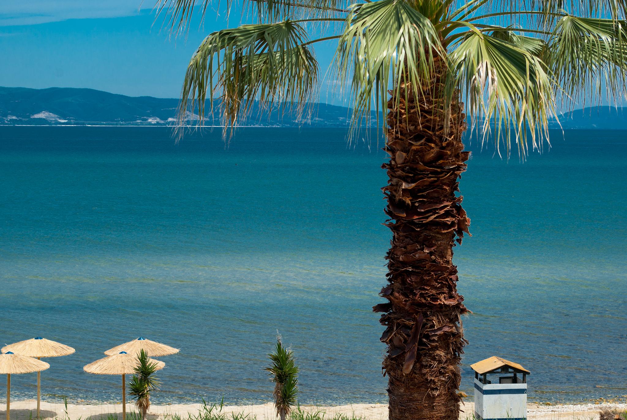 Calma Beach Hotel スタブロス エクステリア 写真