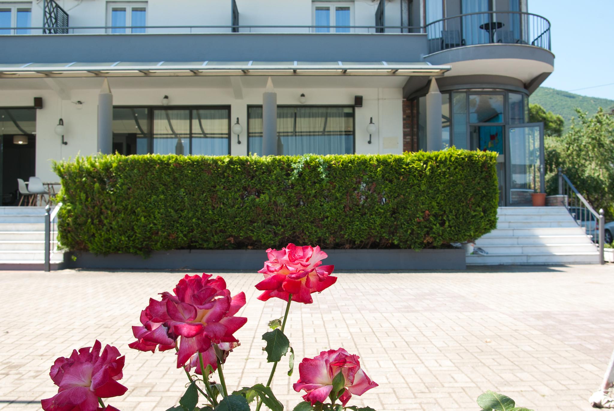 Calma Beach Hotel スタブロス エクステリア 写真