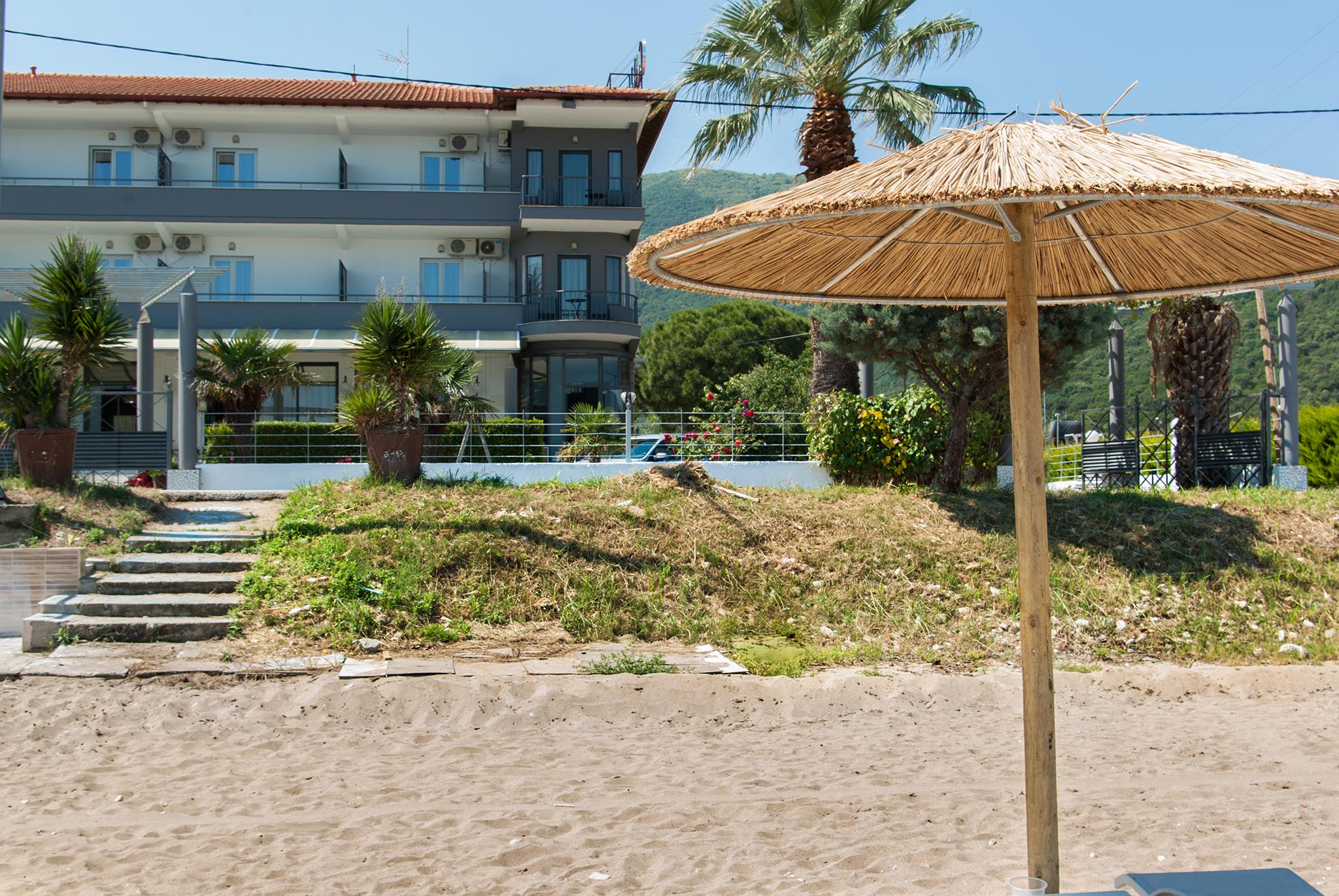 Calma Beach Hotel スタブロス エクステリア 写真