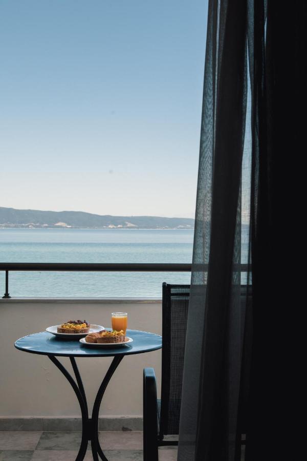 Calma Beach Hotel スタブロス エクステリア 写真