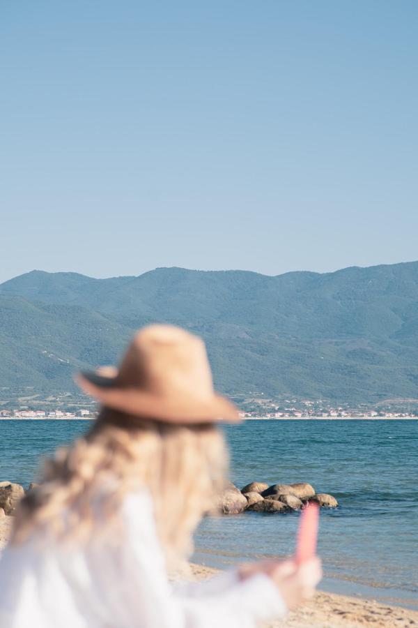 Calma Beach Hotel スタブロス エクステリア 写真