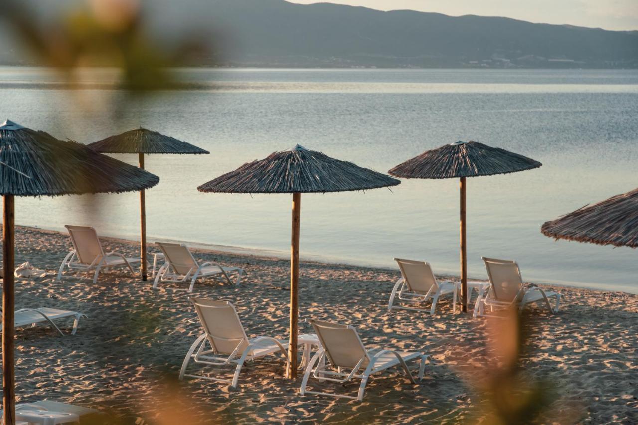 Calma Beach Hotel スタブロス エクステリア 写真