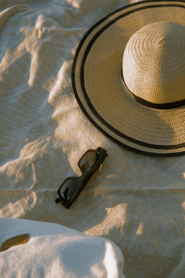 Calma Beach Hotel スタブロス エクステリア 写真