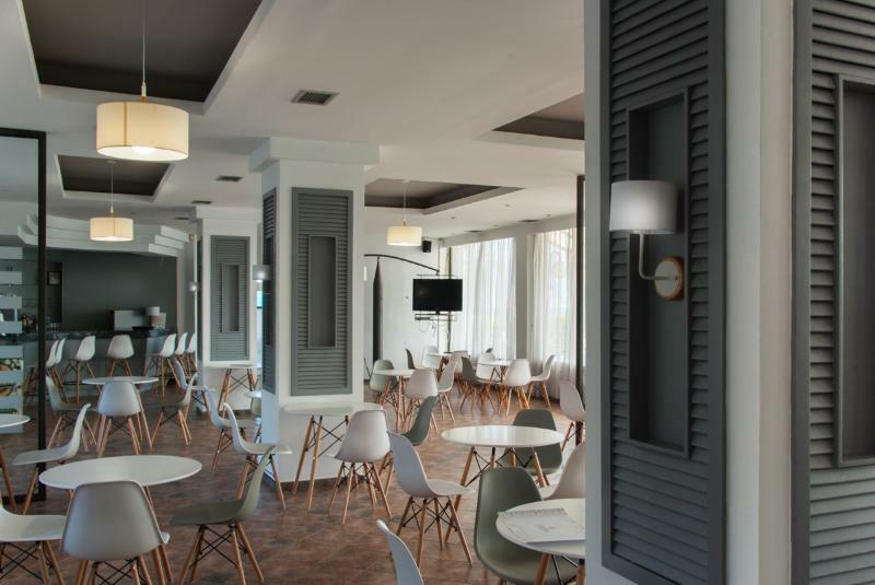 Calma Beach Hotel スタブロス エクステリア 写真