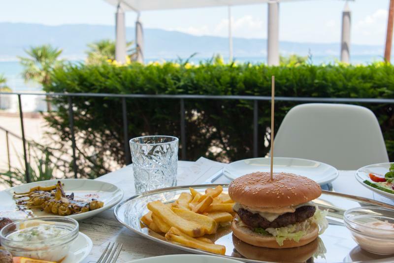 Calma Beach Hotel スタブロス エクステリア 写真